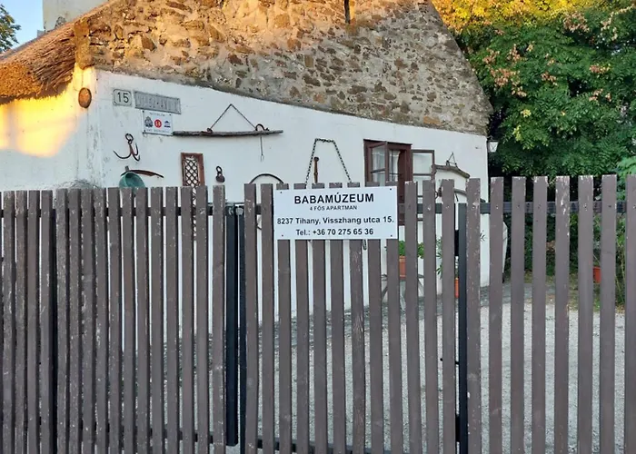 בית נופש Babamuzeum טיהאני